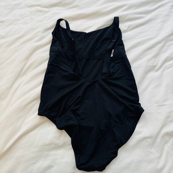 Athleta Hermosa One Piece Swimsuit Black Size XL Classic Scoop Back Swimwear - Picture 3 of 5